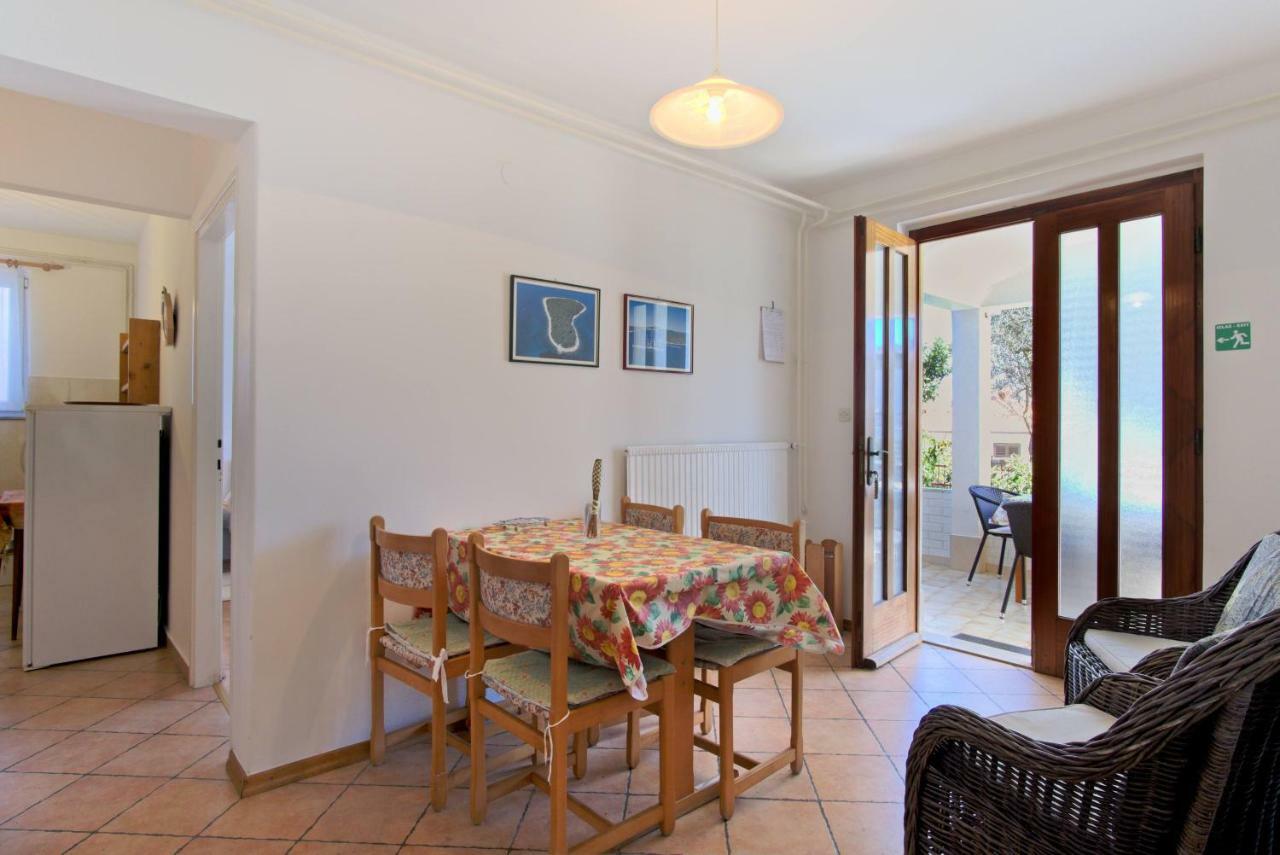 Apartmani Dorita Mali Lošinj Esterno foto