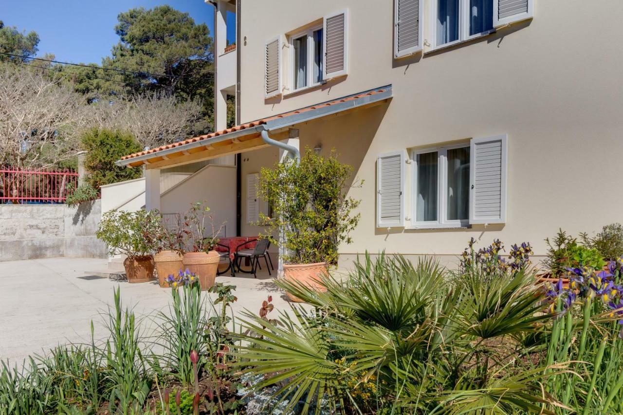 Apartmani Dorita Mali Lošinj Esterno foto