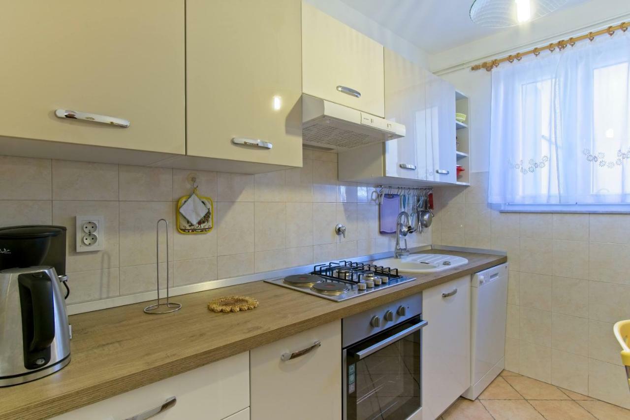 Apartmani Dorita Mali Lošinj Esterno foto